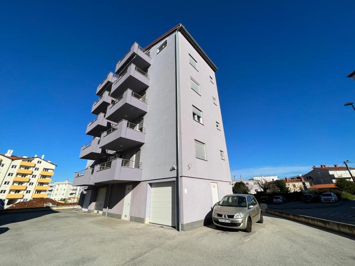 Apartman Ruza Leilighet PUY Eksteriør bilde